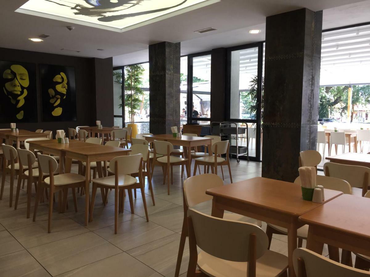 גולדן סנדס Hotel Gladiola מראה חיצוני תמונה