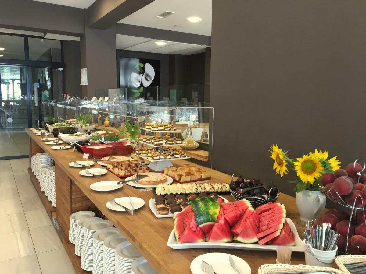 גולדן סנדס Hotel Gladiola מראה חיצוני תמונה